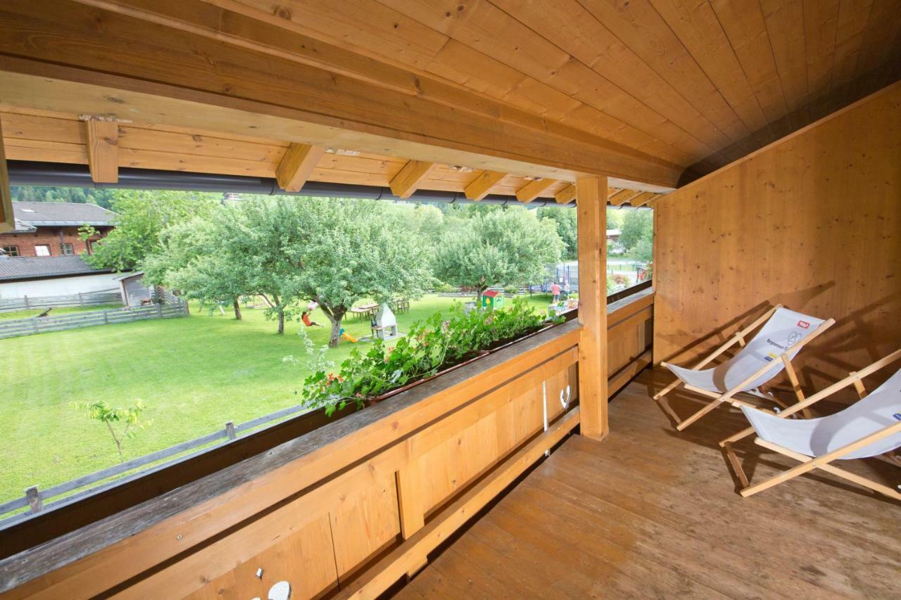 Apartment mit 2 Schlafzimmern und Balkon